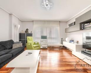 Living room of Flat for sale in Bilbao   with Heating, Terrace and Storage room