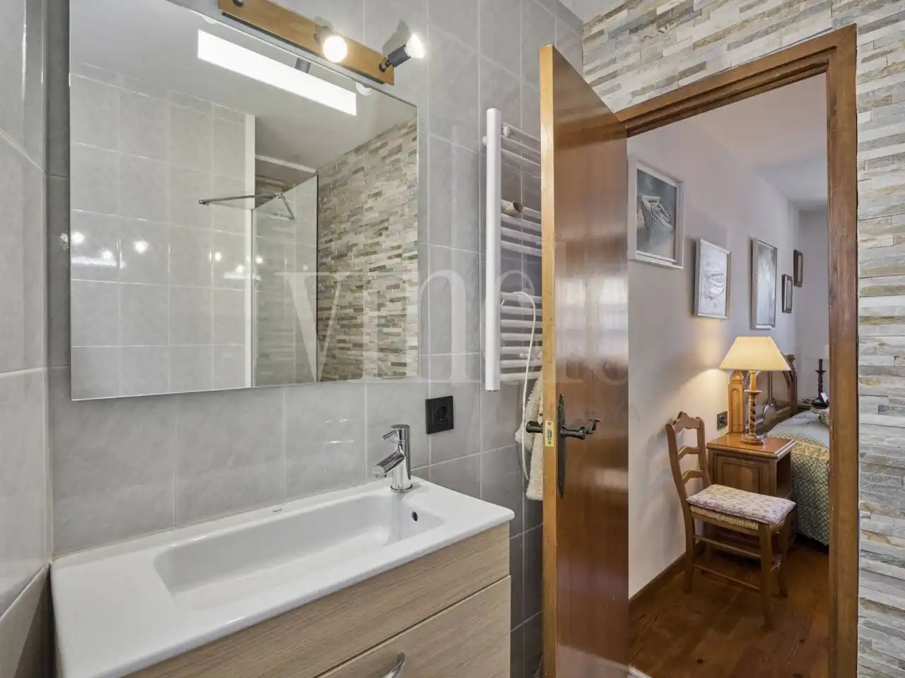 Baño de Casa adosada en venta en Urús con Parquet y Terraza