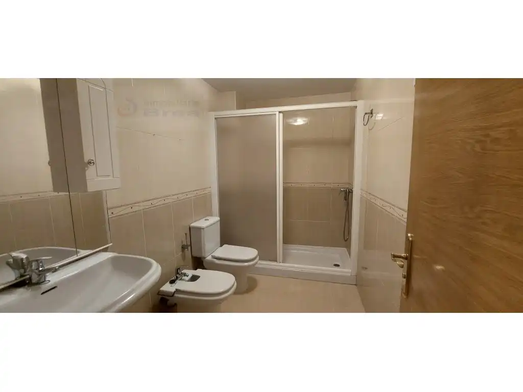 Bathroom of Flat for sale in Lalín