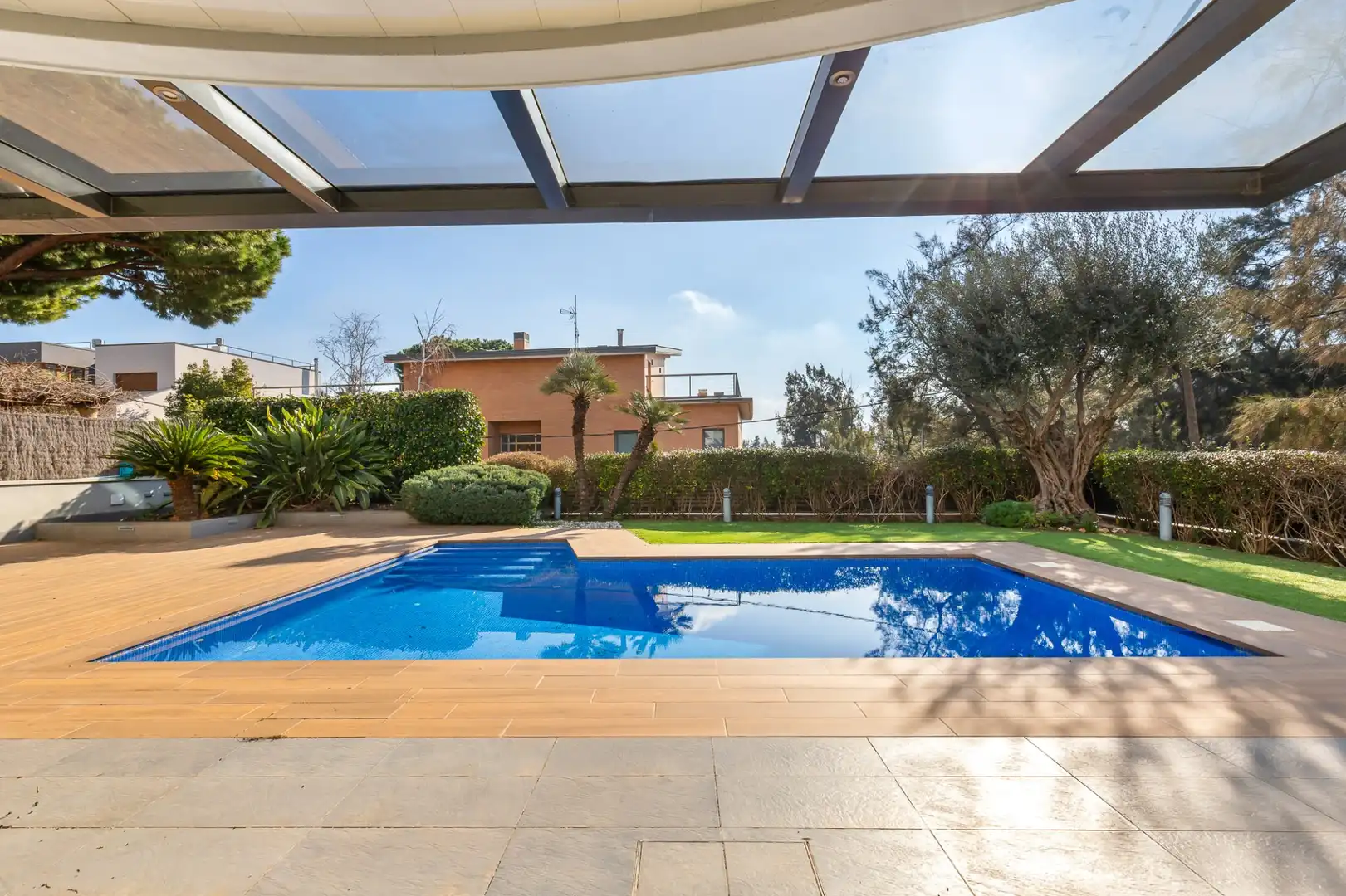 Piscina de Casa o xalet en venda en Esplugues de Llobregat amb Aire condicionat, Calefacció i Terrassa