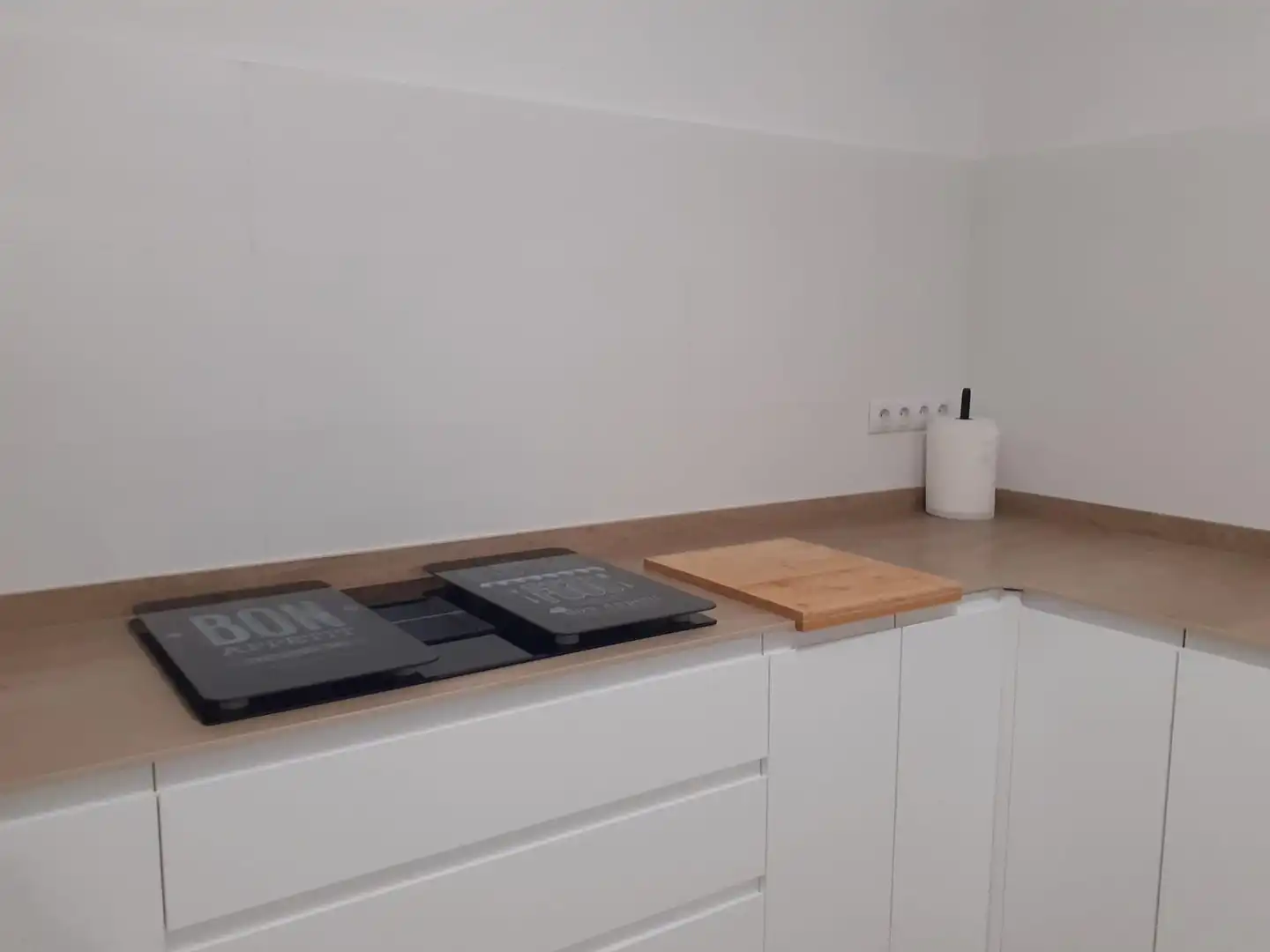 Cuina de Planta baixa en venda en Castellón de la Plana / Castelló de la Plana amb Aire condicionat, Calefacció i Moblat