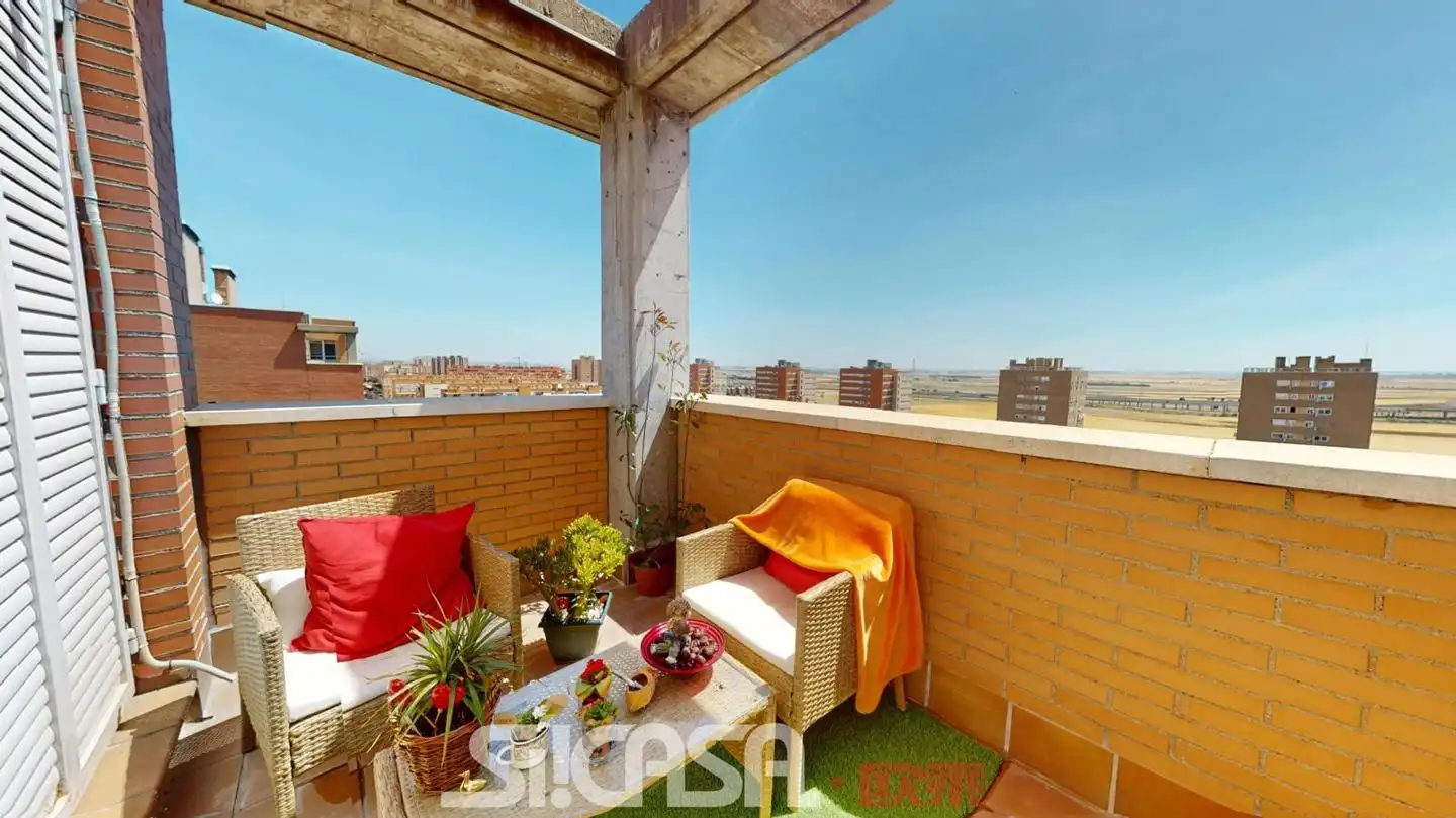 Àtic amb piscina en venda a Parla Este, imagen 15