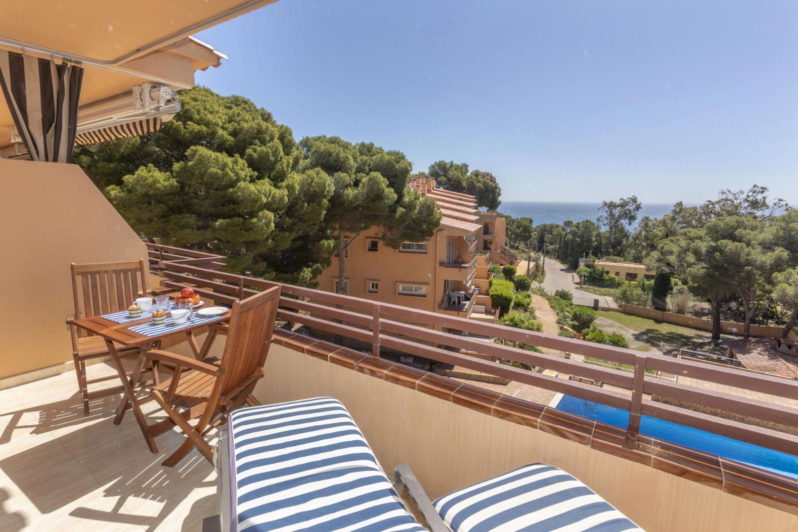 Bedroom of Apartment for sale in Palafrugell  with Terrace, Swimming Pool and Furnished