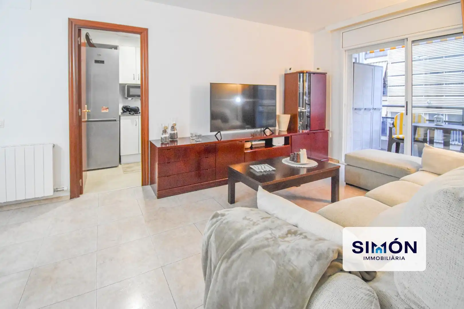 Living room of Flat for sale in Sant Andreu de la Barca  with Parquet flooring, Storage room and Balcony
