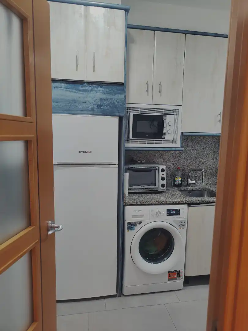Cuina de Apartament de lloguer en Zaragoza amb Calefacció, Parquet i Moblat