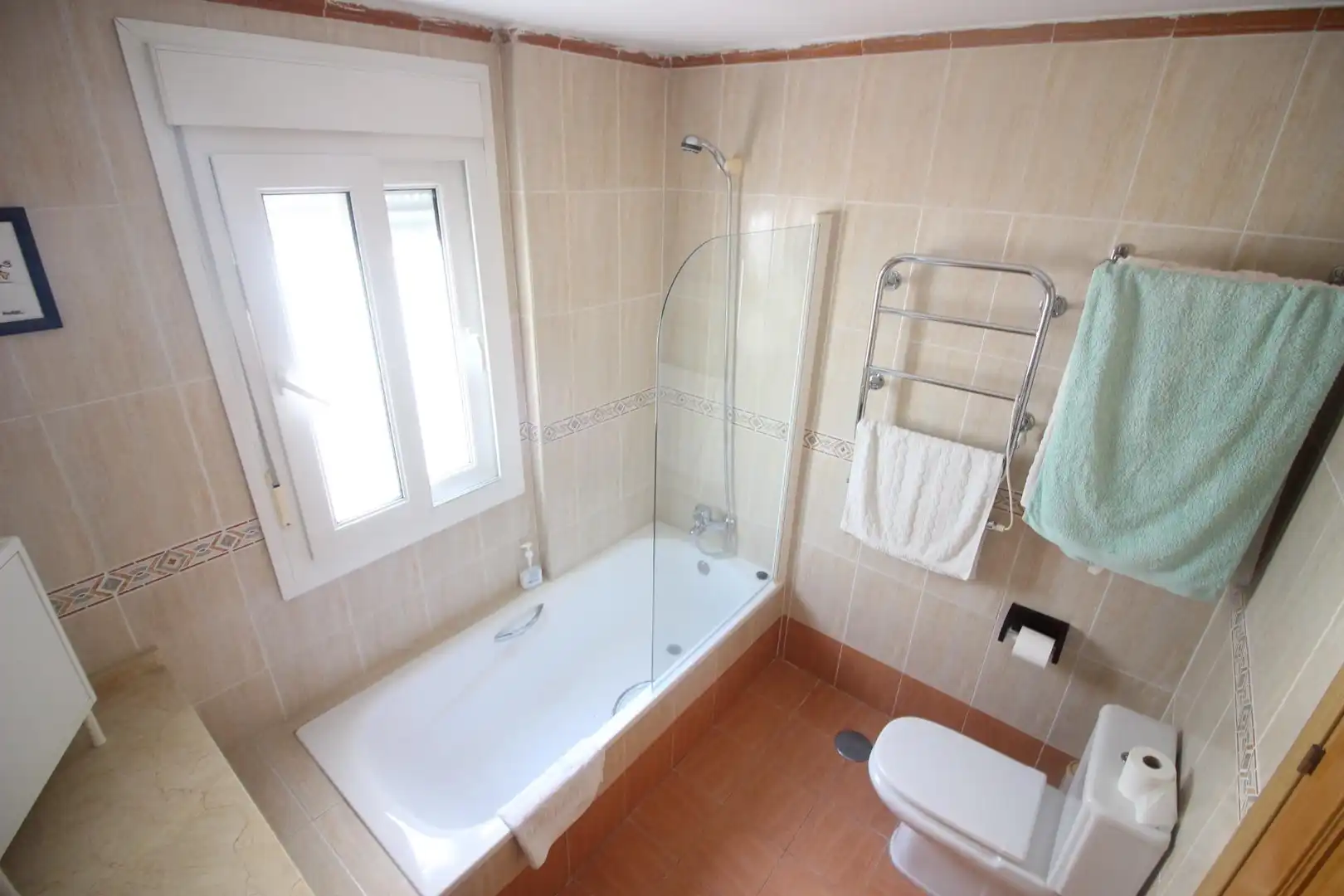 Bathroom of Flat for sale in Marbella