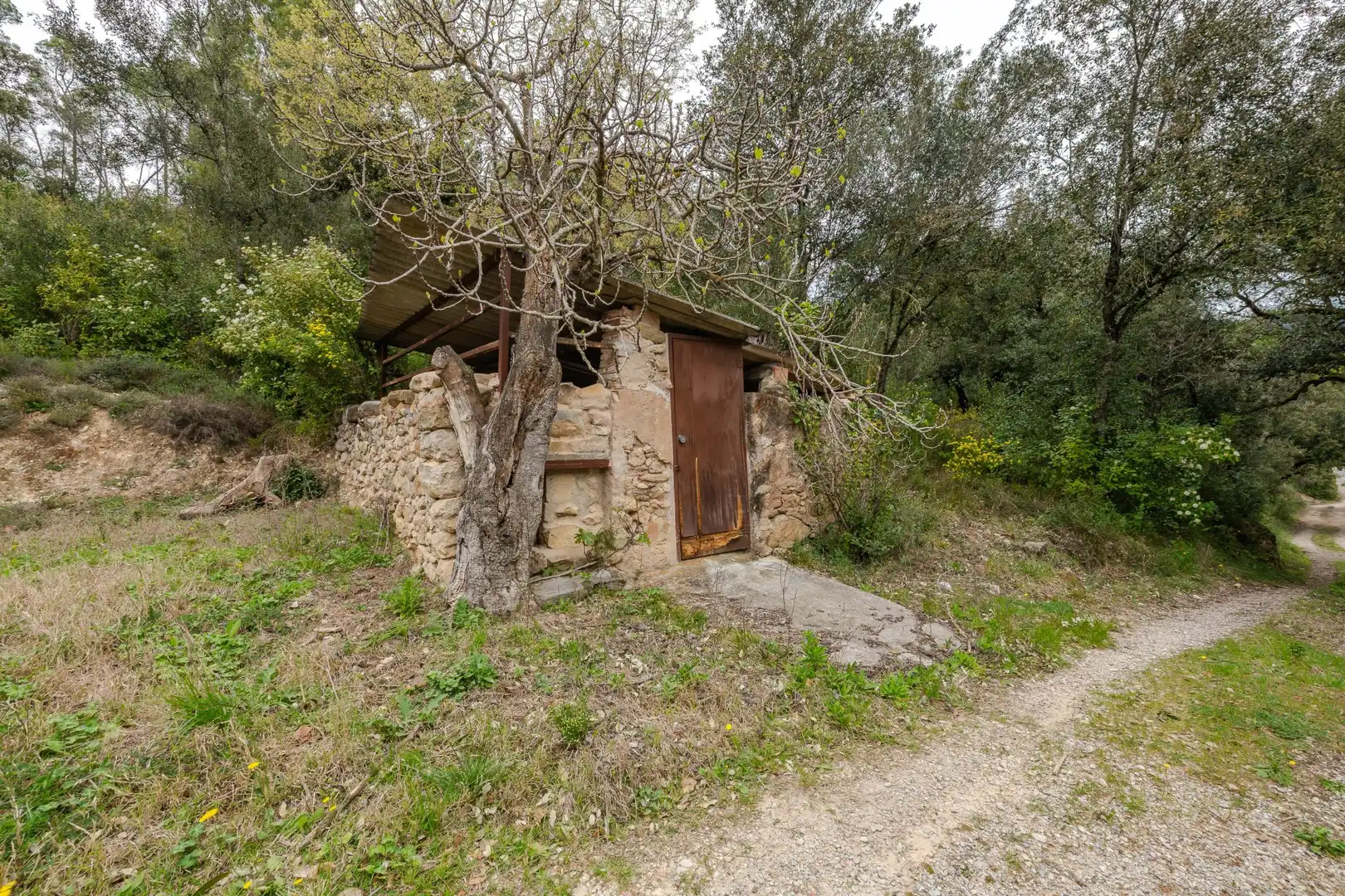Country house zum Verkauf in Beuda