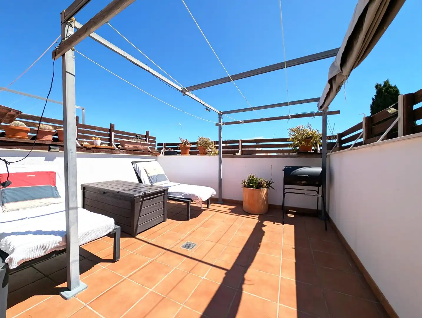 Terrasse von Dachboden zum Verkauf in Vilanova i la Geltrú mit Klimaanlage, Heizung und Parkett