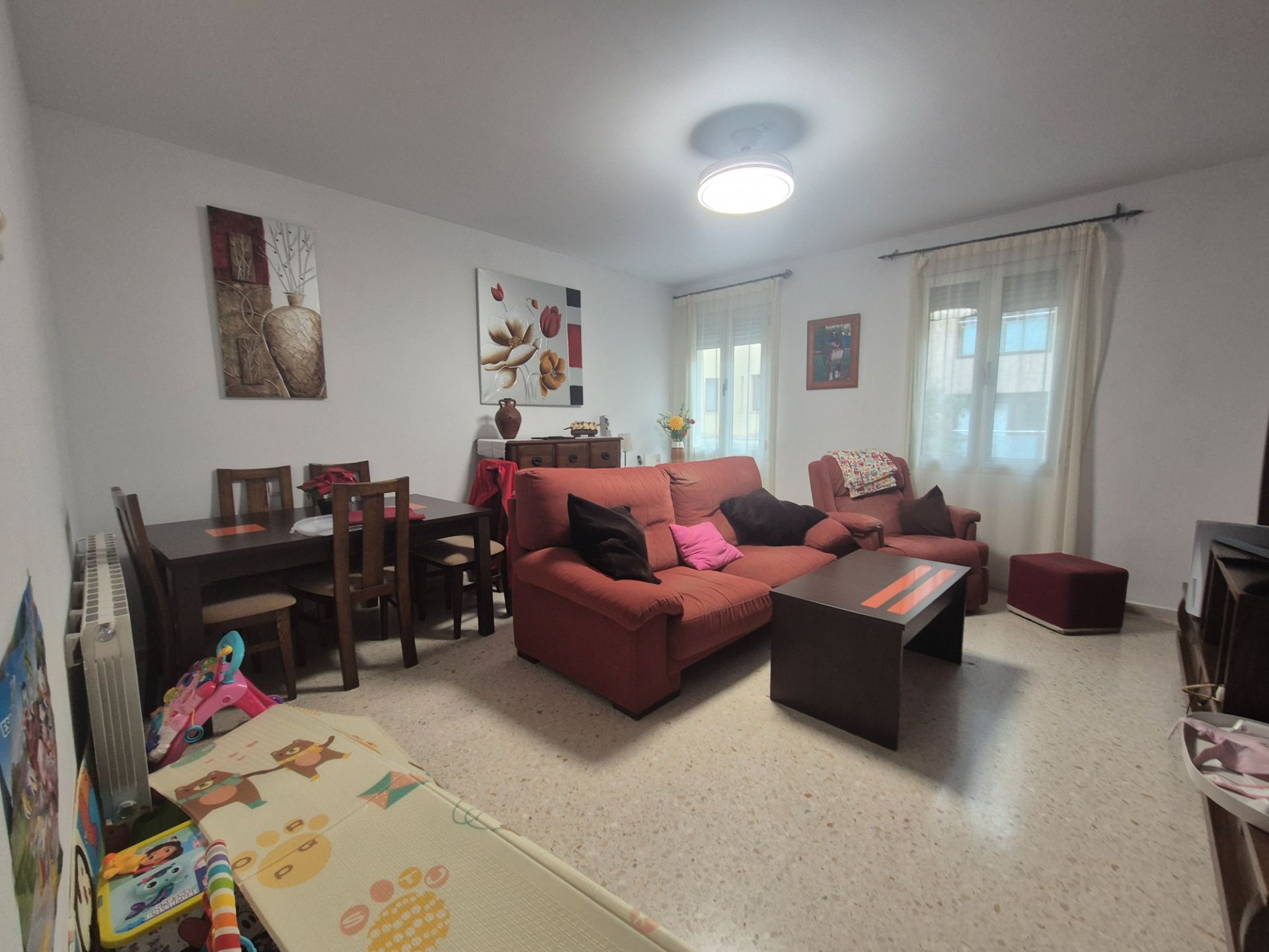 Sala d'estar de Pis en venda en Badajoz Capital amb Aire condicionat, Calefacció i Traster