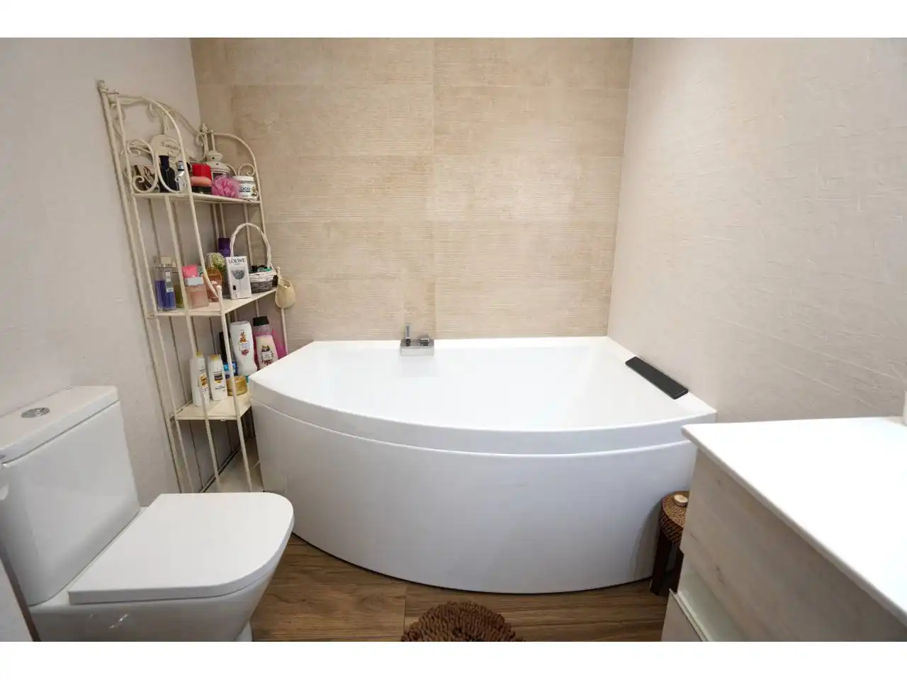 Bathroom of Flat for sale in Polinyà  with Heating, Private garden and Parquet flooring