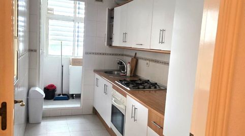 Foto 3 de Piso en venta en Avenida Jacaranda, 74, Las Chapas - Alicate Playa, Marbella