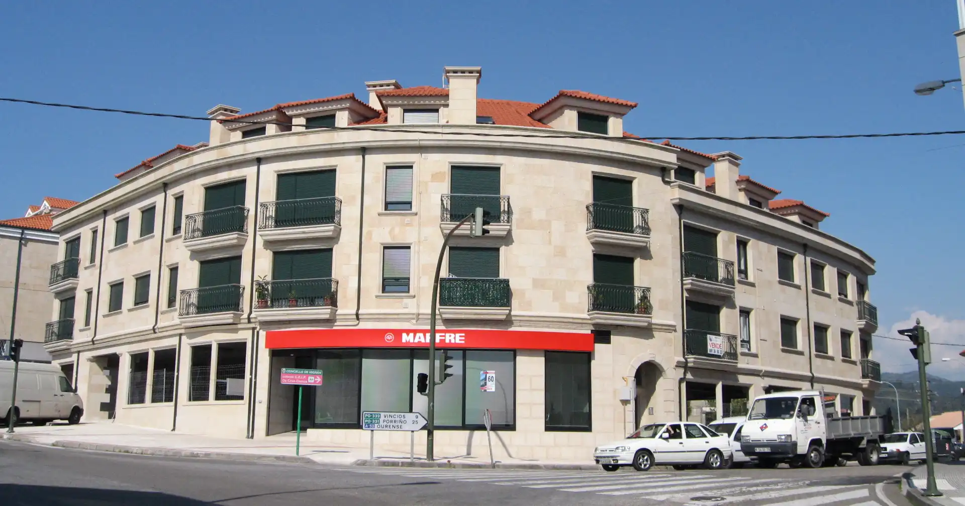 Vista exterior de Garaje en venta en Nigrán