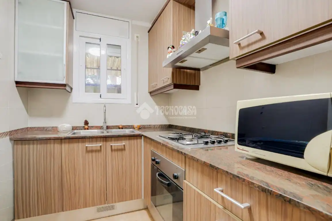 Cocina de Casa adosada en venta en Terrassa