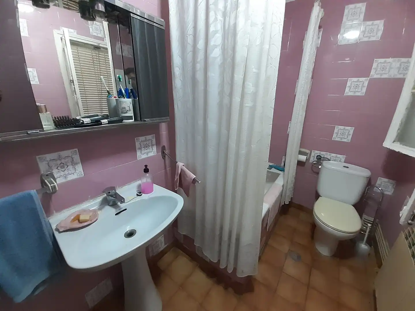 Bany de Casa o xalet en venda en Piedrahita de Castro amb Calefacció i Jardí privat