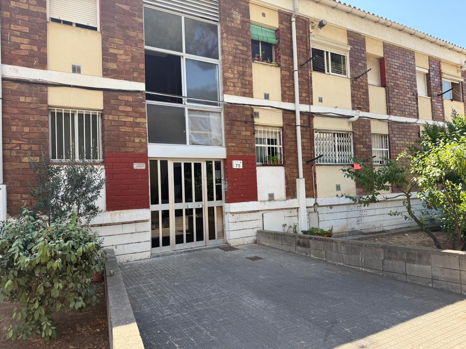 Exterior view of Flat for sale in Sant Boi de Llobregat