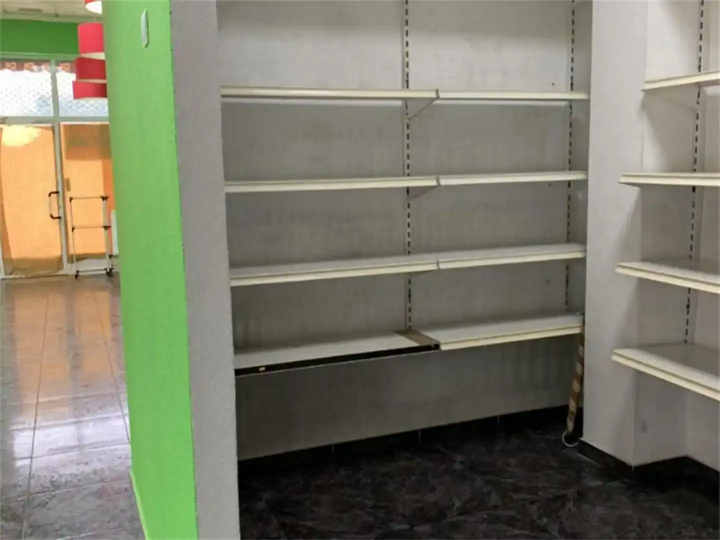 Local de alquiler en Pedanías Este