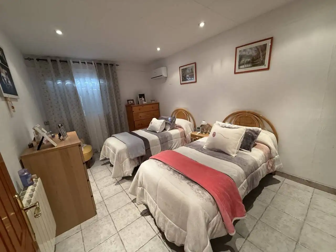 Bedroom of Houses for sale in Lliçà de Vall  with Air Conditioner, Heating and Private garden