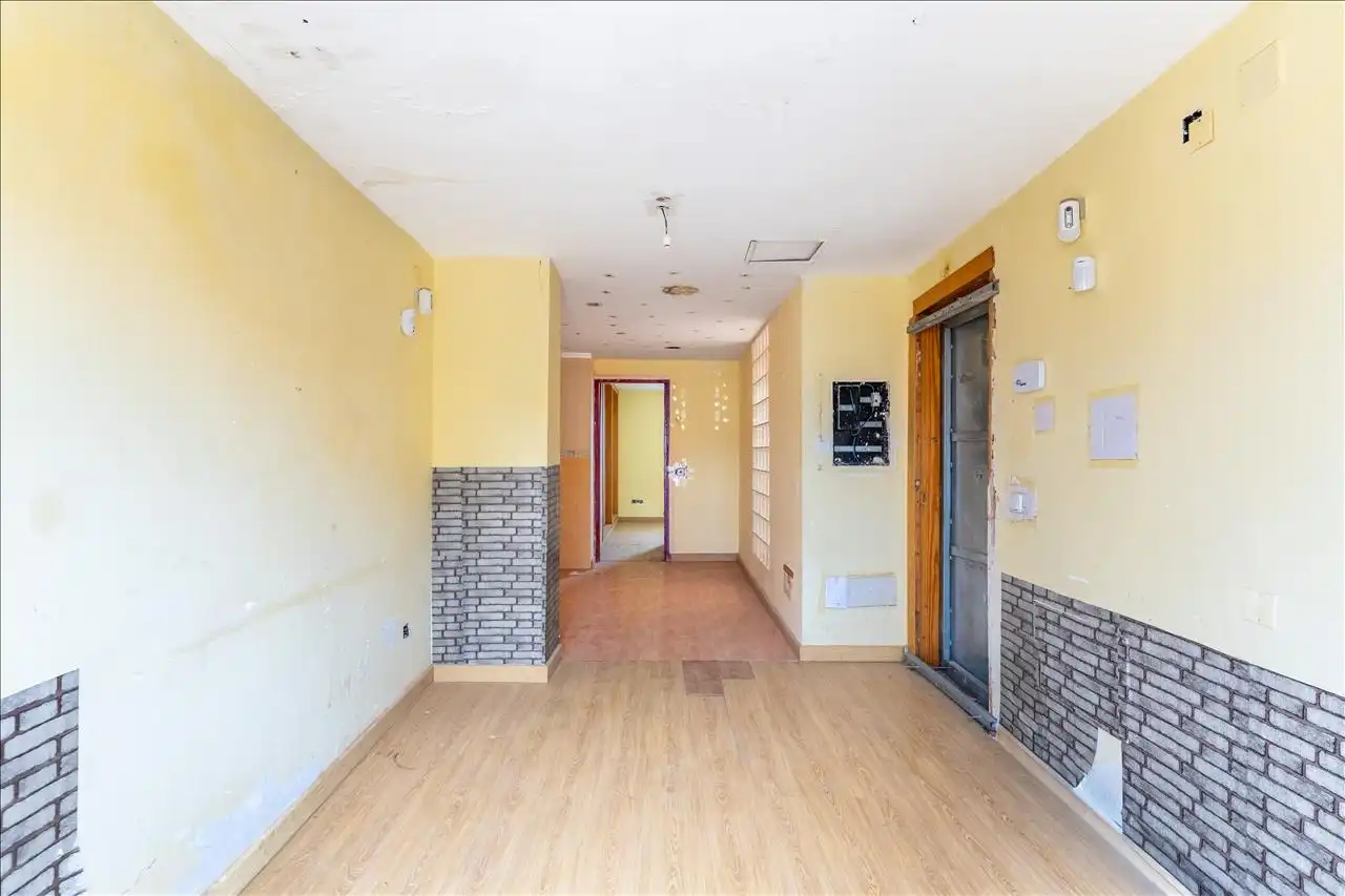 Penthouse with lift for sale in Calle Hierro 4