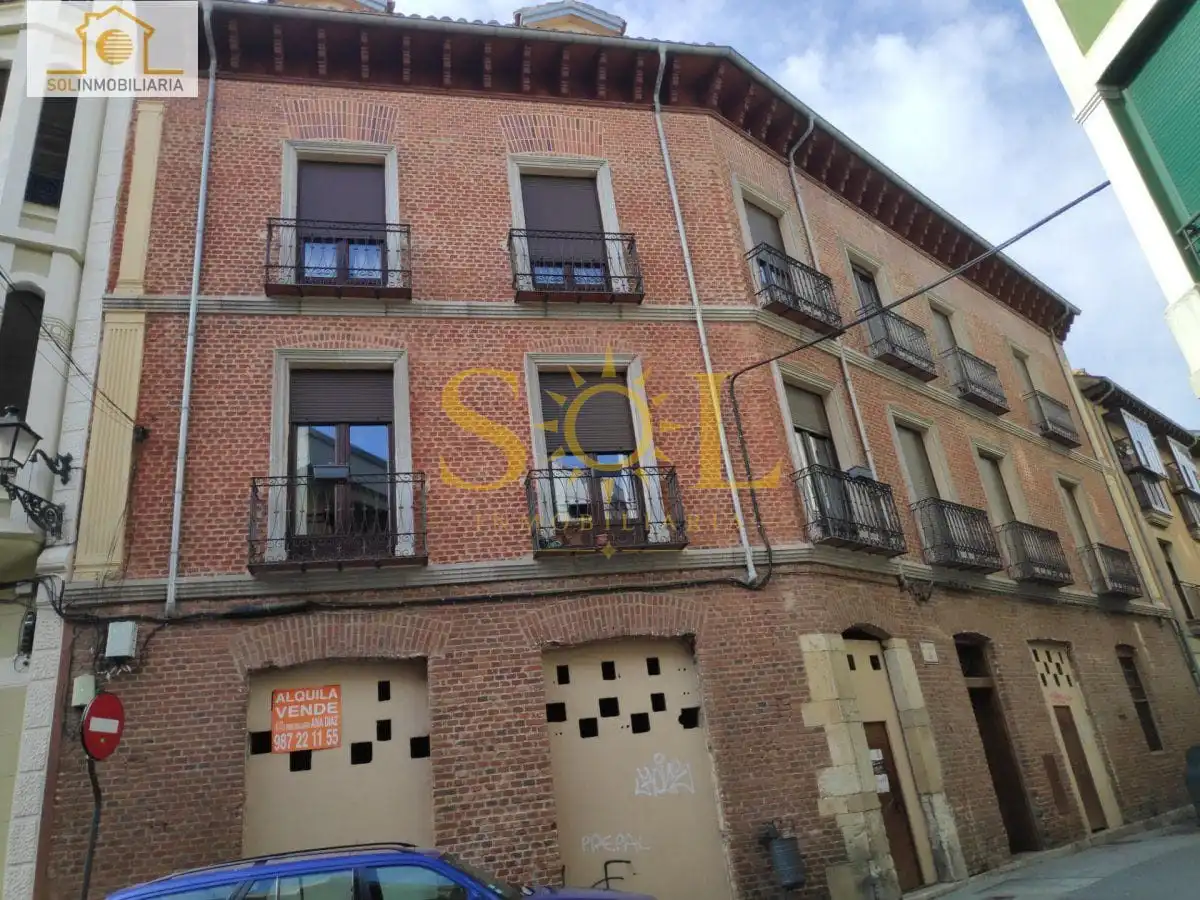 Dúplex amb terrassa en venda a Casco Antiguo, imagen 2
