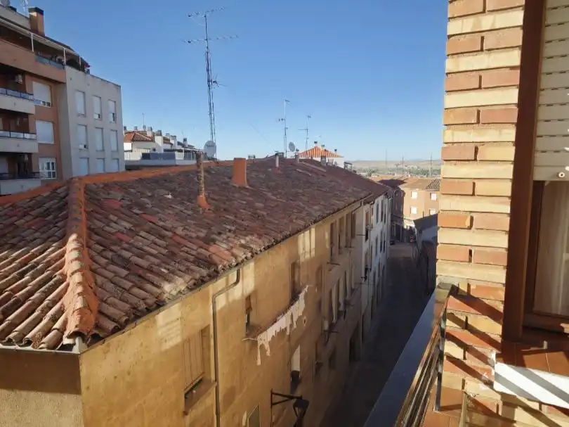 Vista exterior de Pis en venda en Calahorra amb Balcó
