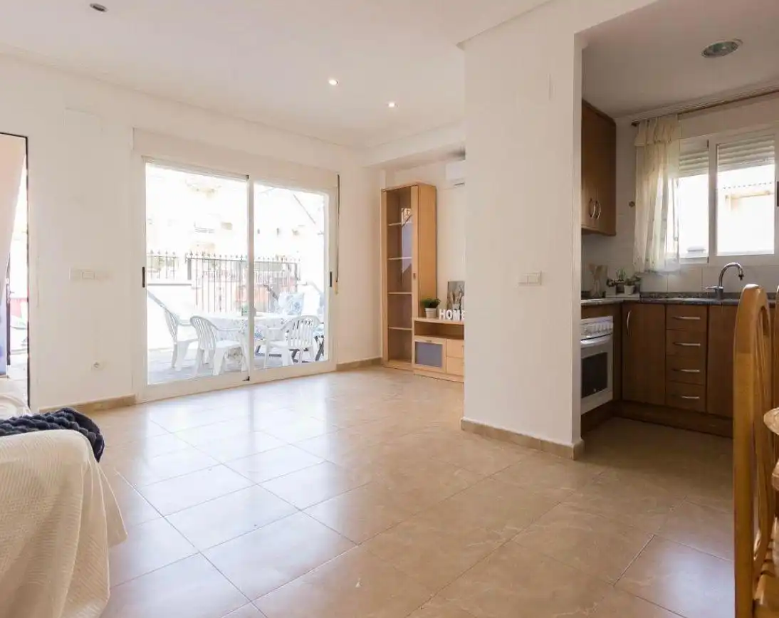Cuina de Planta baixa en venda en Santa Pola amb Aire condicionat i Terrassa