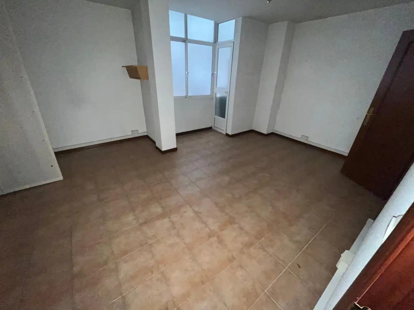 Büro zur Miete in Zaragoza mit Klimaanlage und Heizung