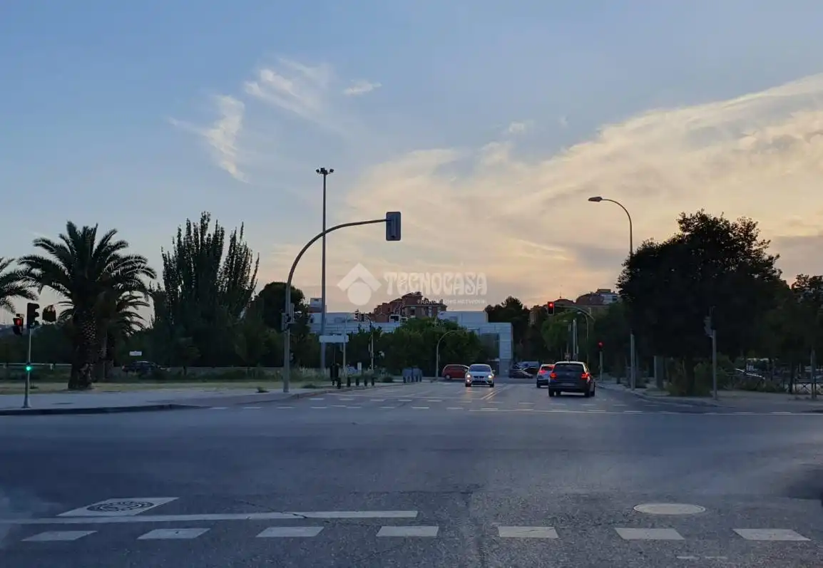 Vista exterior de Piso en venta en Madrid