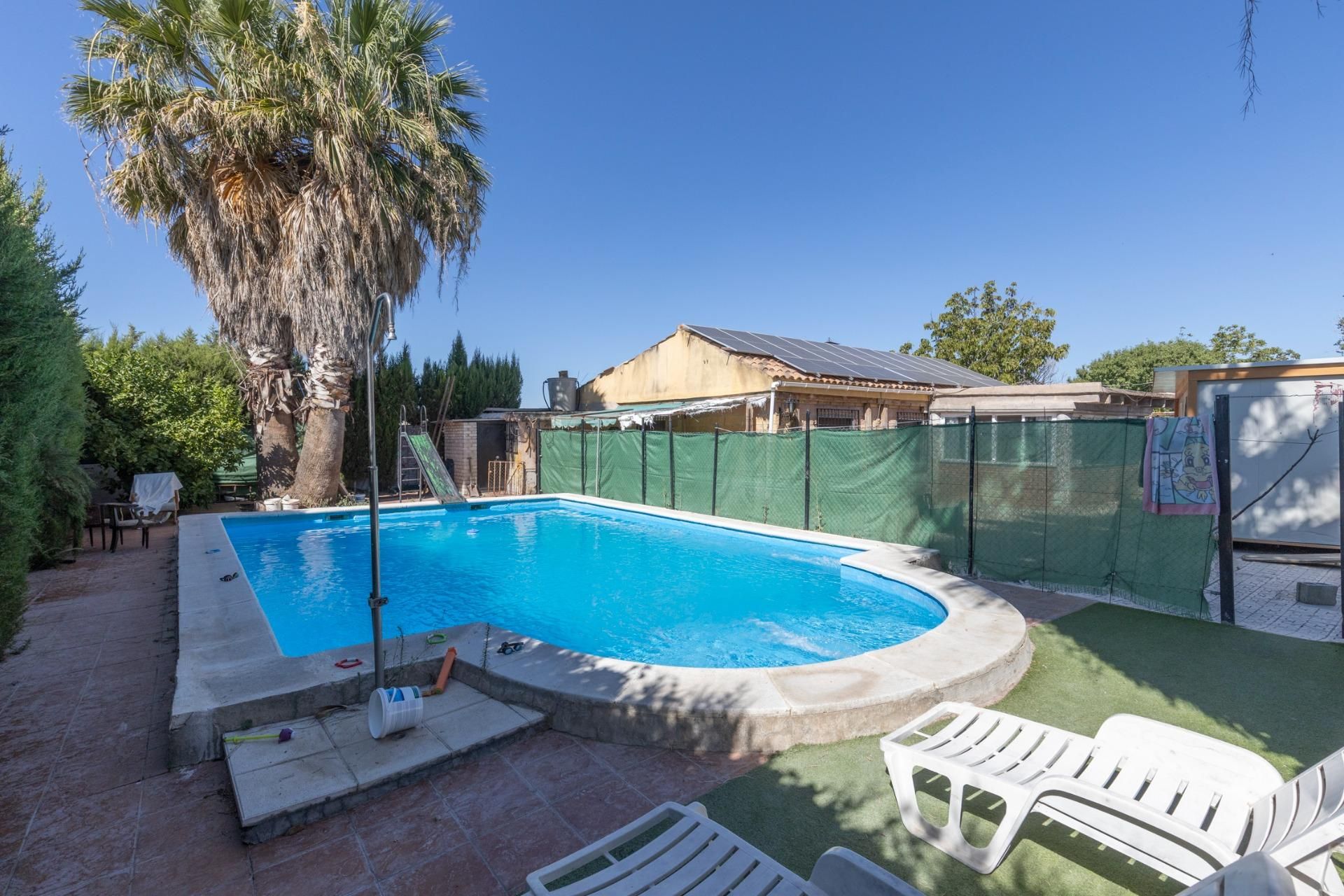 Swimming pool of Country house for sale in Santa Fe  with Private garden, Storage room and Swimming Pool