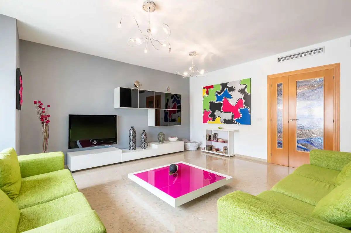 Sala de estar de Casa adosada en venta en Les Alqueries / Alquerías del Niño Perdido con Aire acondicionado, Calefacción y Jardín privado