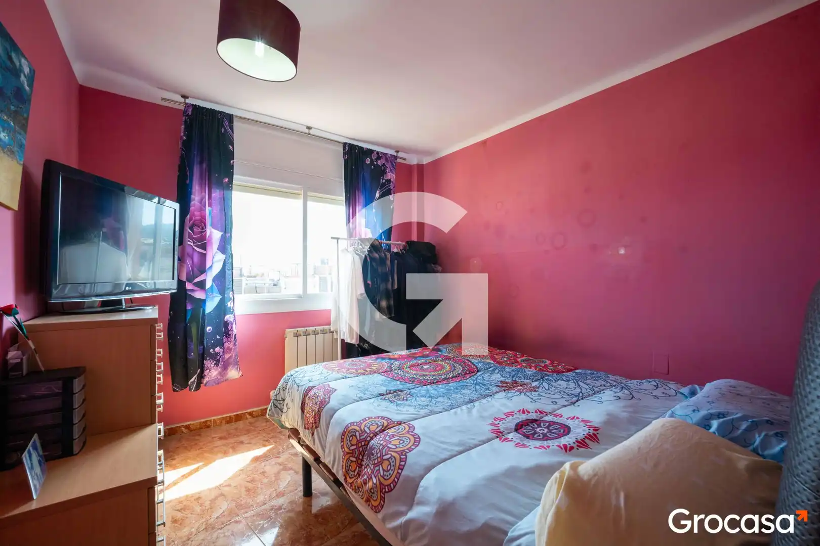 Habitación de Piso en venta en Mataró con Calefacción, Horno y TV