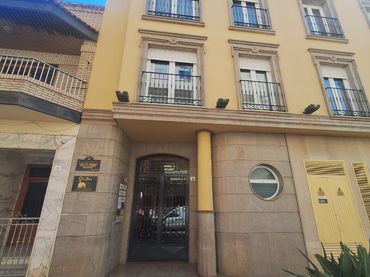 Flat with lift for sale in Calle Constantino 6