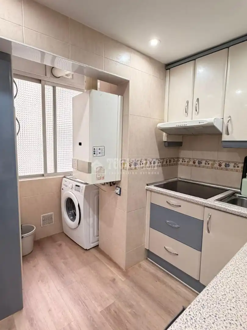 Kitchen of Flat for sale in Valdemoro  with Air Conditioner