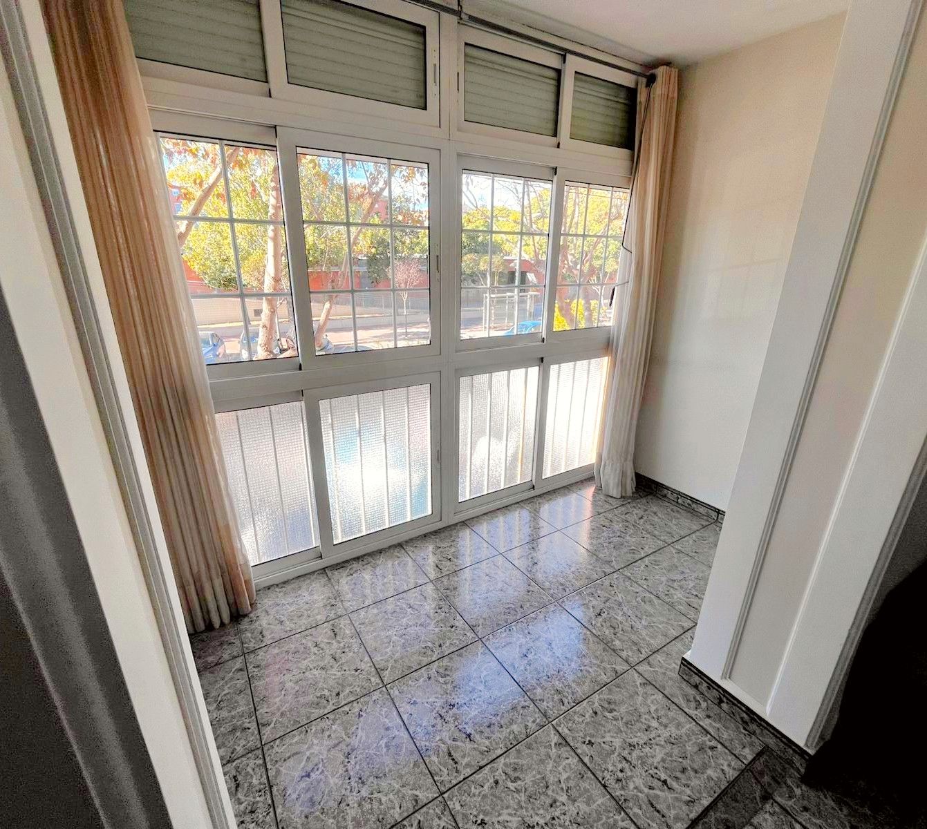 Dormitori de Pis en venda en El Prat de Llobregat amb Balcó