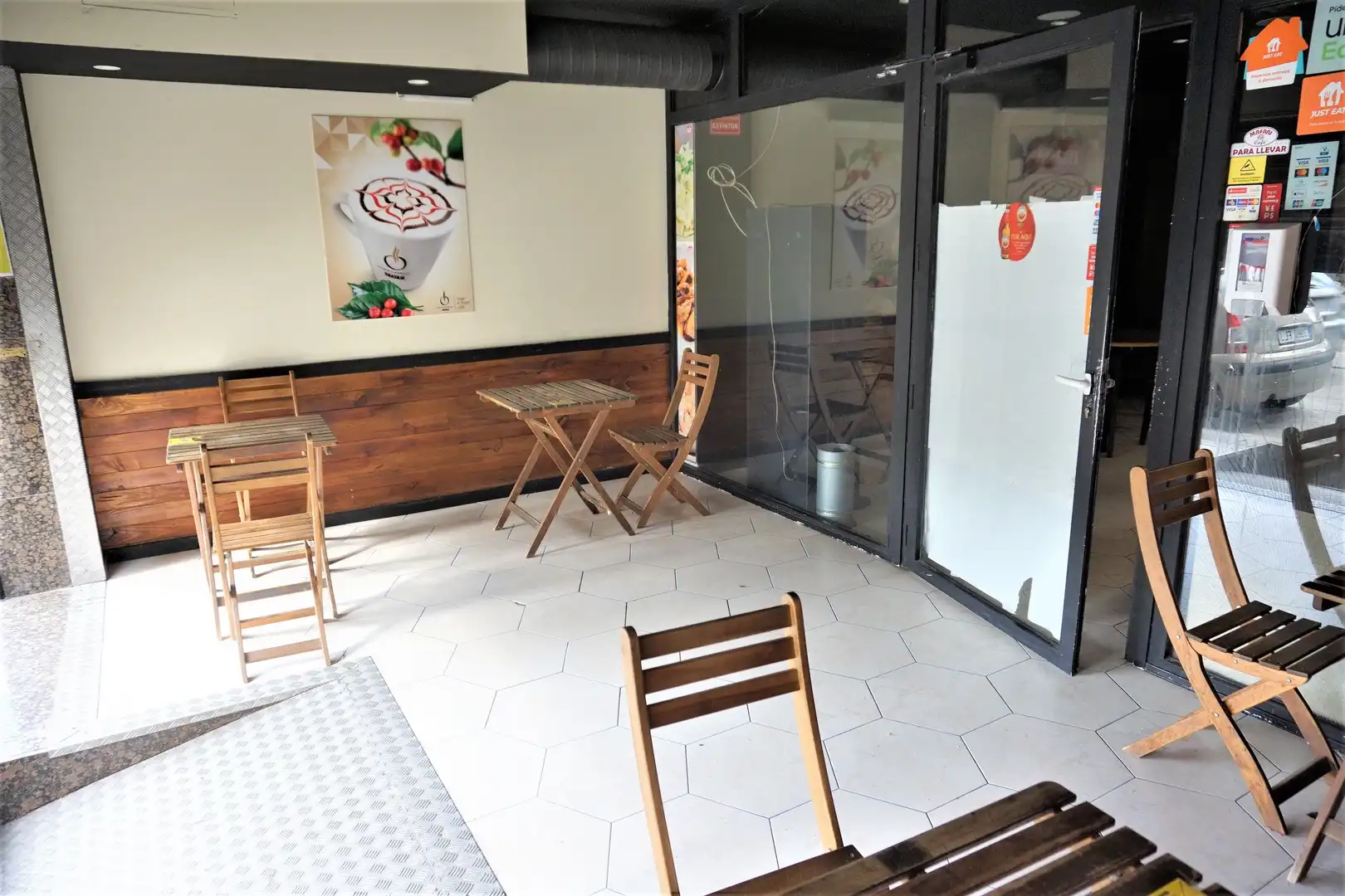 Local comercial en venda a Rúa Rianxo, imagen 2