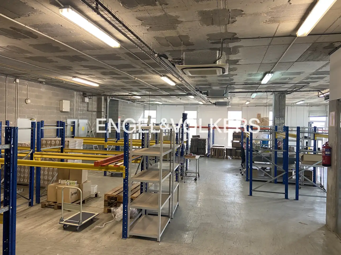 Nau industrial en venda en L'Hospitalet de Llobregat
