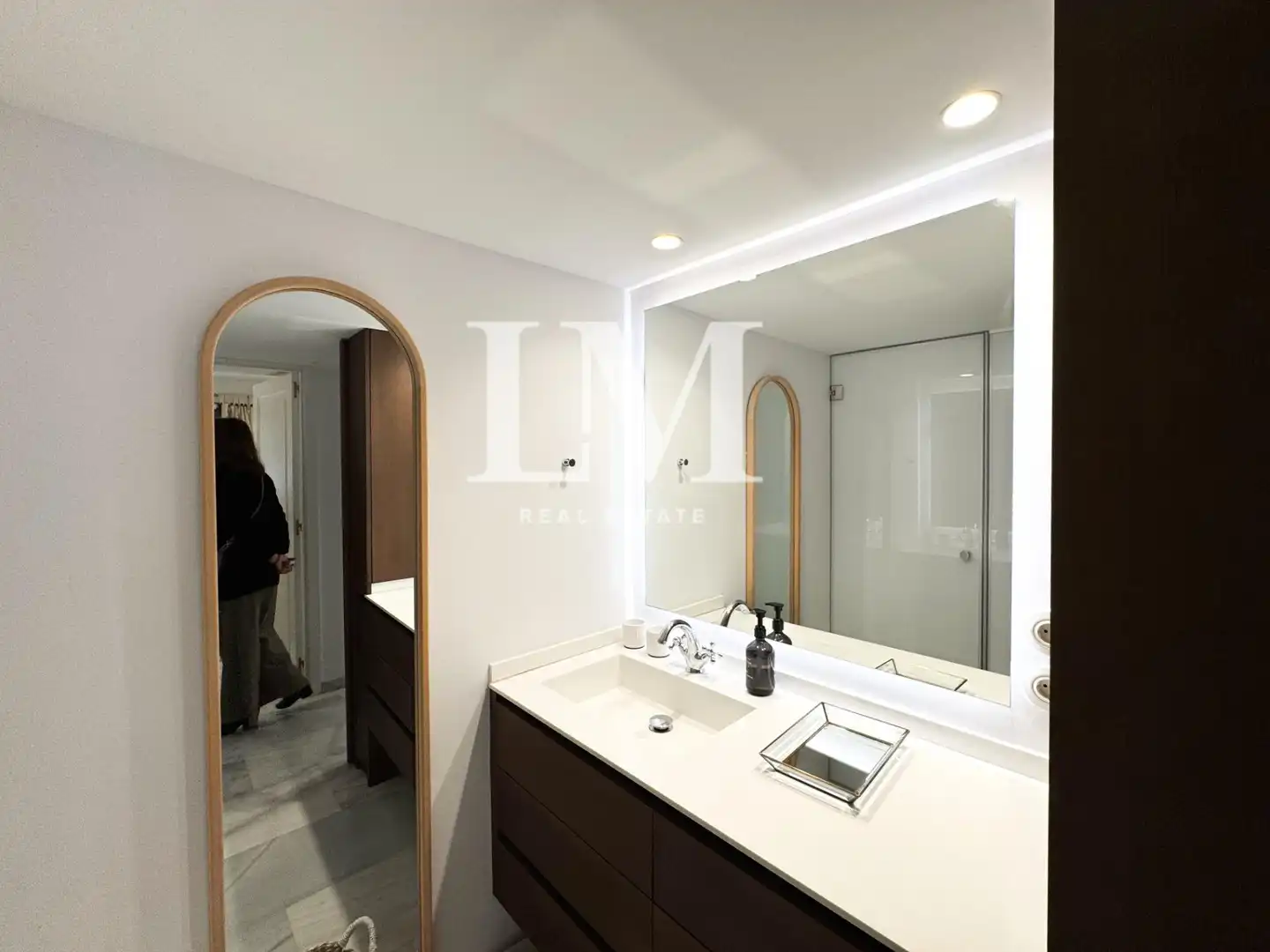 Baño de Casa adosada de alquiler en Barcelona con Aire acondicionado, Jardín privado y Terraza