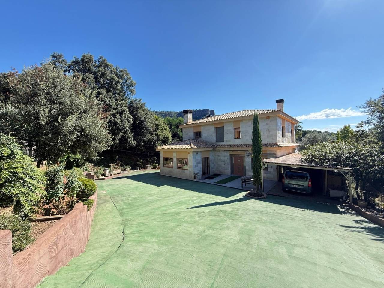 Vista exterior de Casa o xalet en venda en Matadepera amb Calefacció i Jardí privat