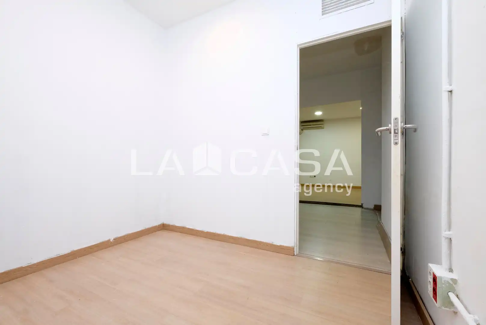 Bajo en venta en Carrer Mare de Déu de les Neus, imagen 10