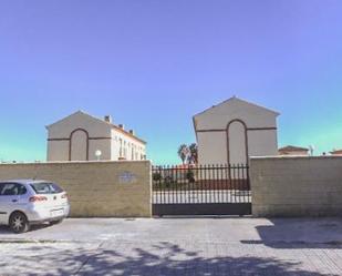 Exterior view of Flat for sale in Algeciras  with Private garden, Terrace and Community pool