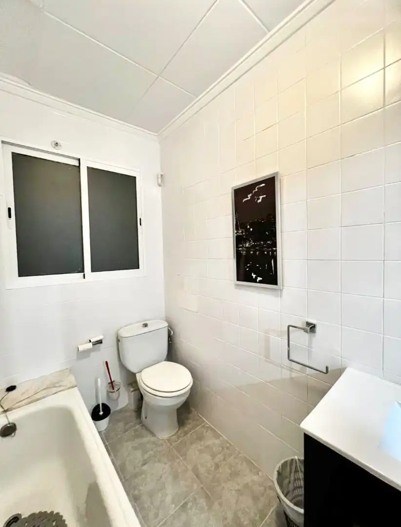 Badezimmer von Wohnung zur untervermieten in L'Alcúdia de Crespins mit Klimaanlage, Heizung und Möbliert
