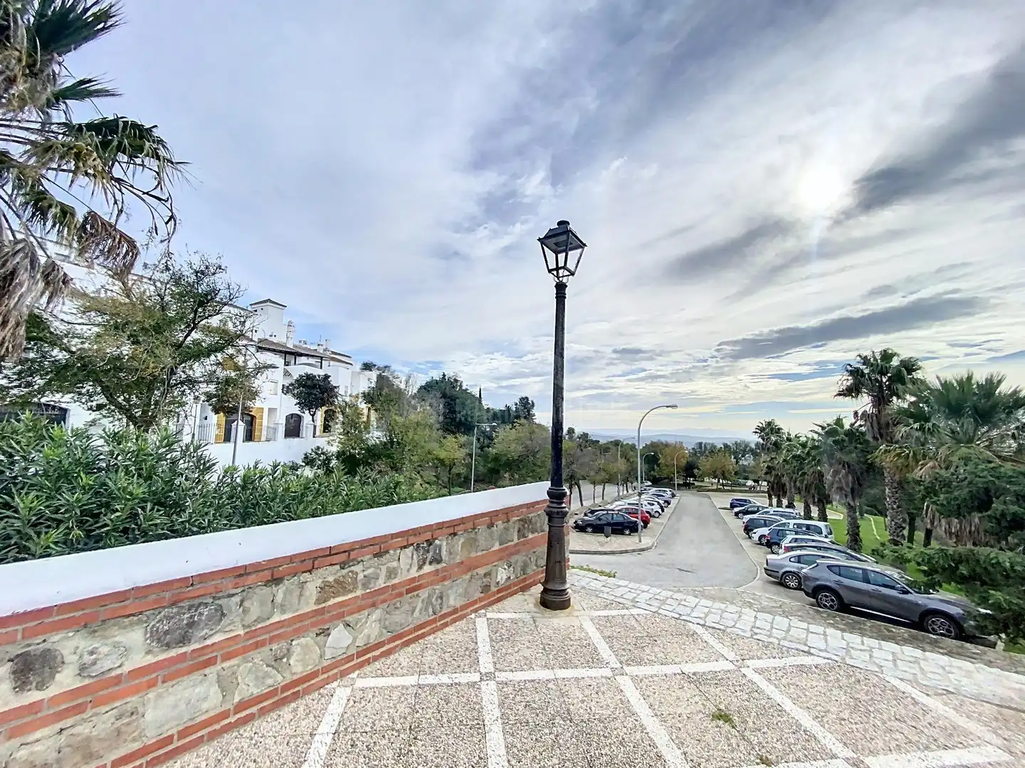 Vista exterior de Casa o xalet en venda en Medina Sidonia amb Terrassa, Moblat i Balcó
