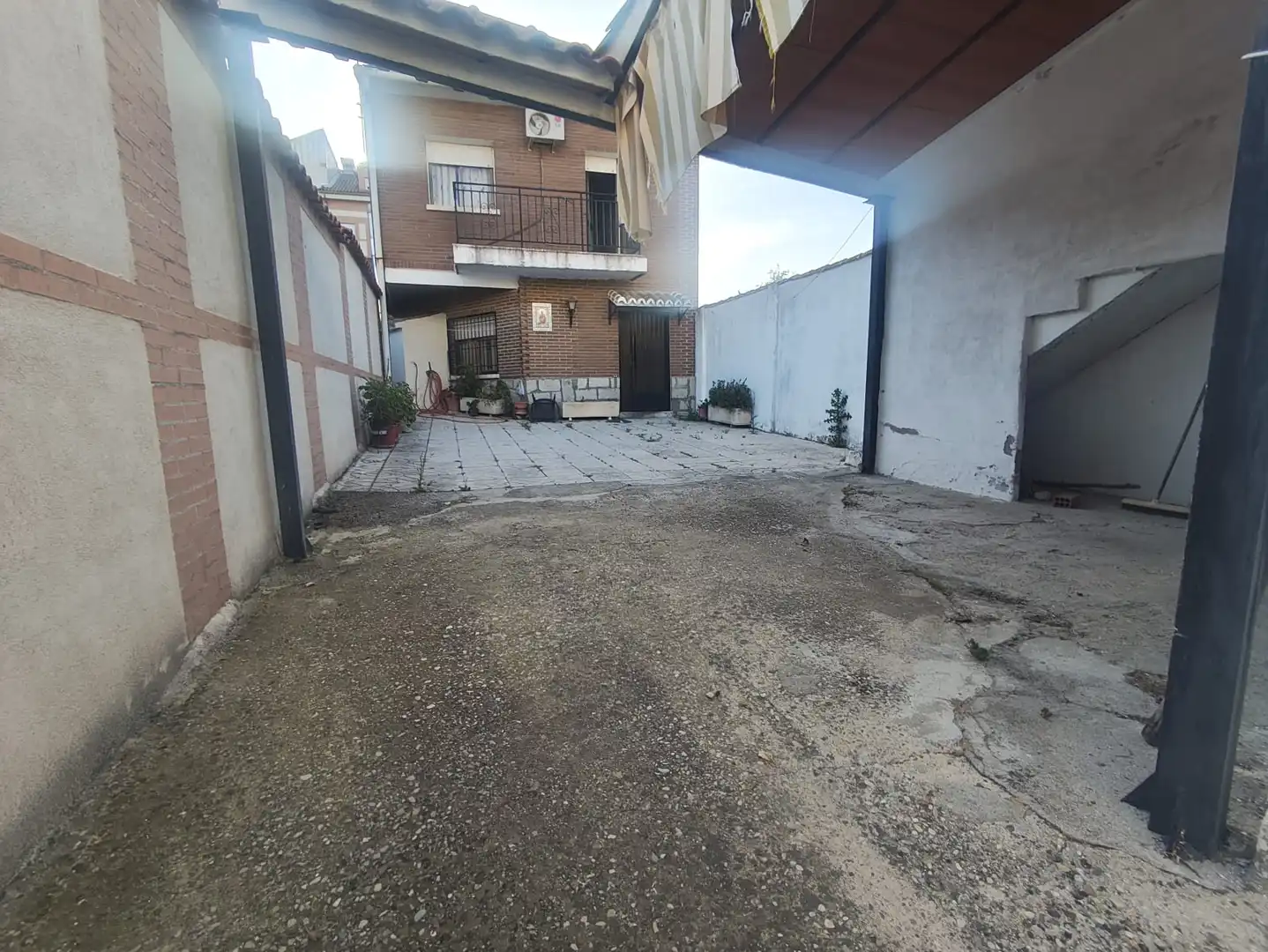 Parking de Casa adosada en venta en Casarrubios del Monte con Calefacción, Jardín privado y Terraza