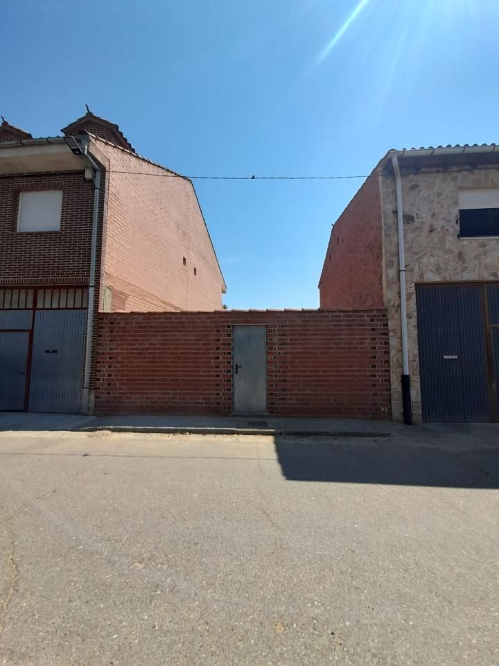 Vista exterior de Residencial en venta en Cimanes de la Vega