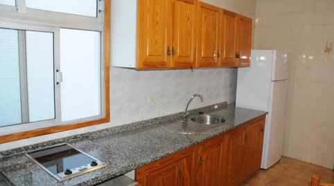 Foto 2 de Piso de alquiler en Playa del Hombre - Taliarte - Salinetas, Telde
