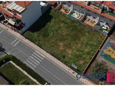 Terrain résidentiel à vendre à Vía del Tranvía 42