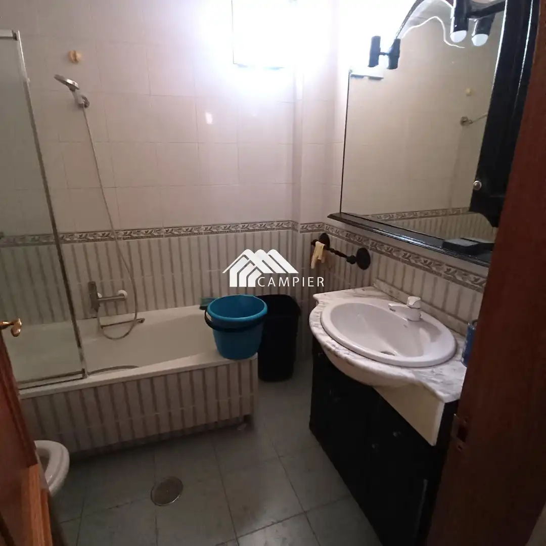 Badezimmer von Wohnung zum Verkauf in Albacete mit Heizung, Abstellraum und Möbliert