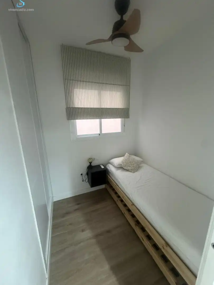 Habitación de Piso en venta en Cádiz