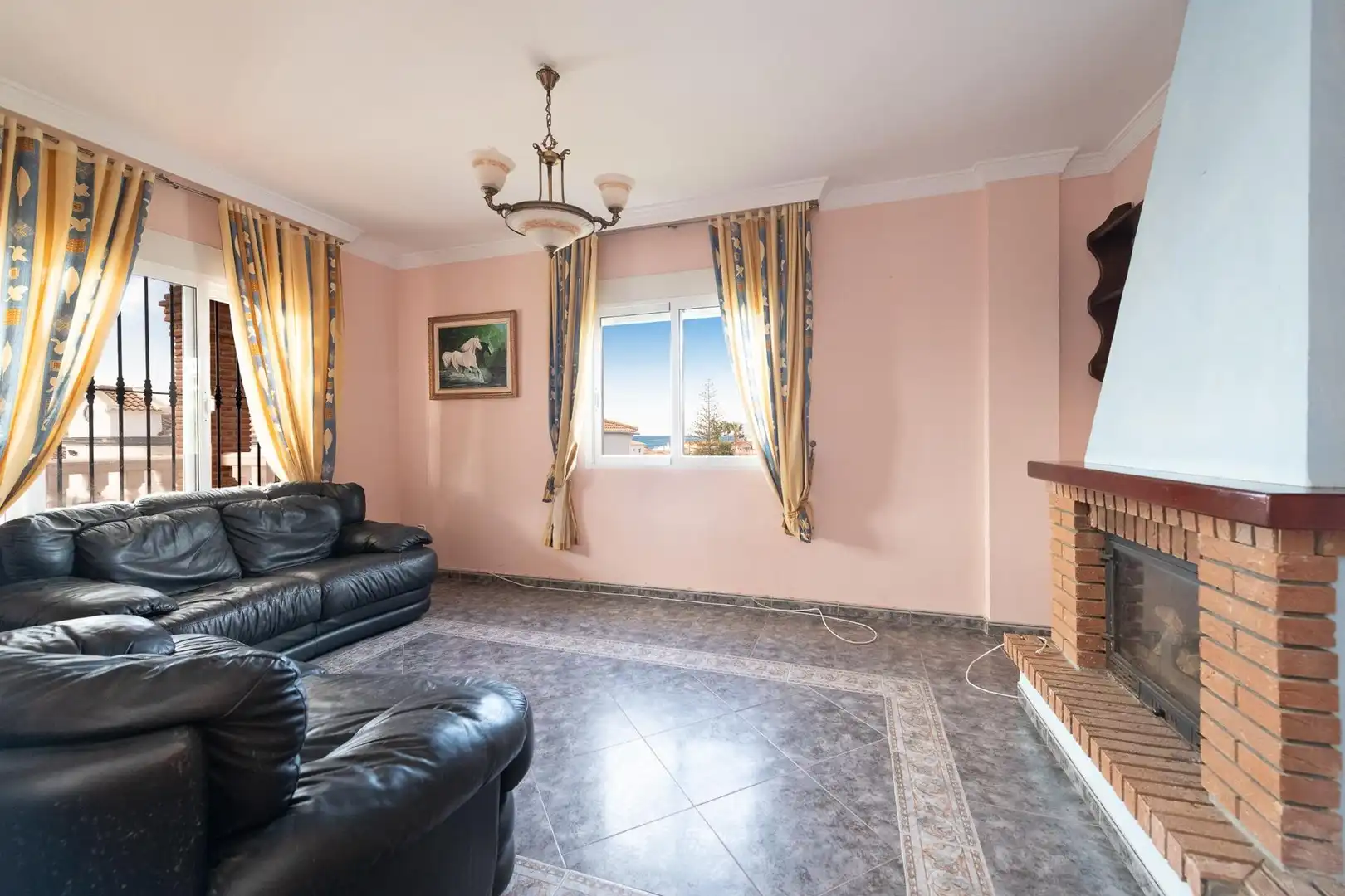 Houses for sale in Cortijo los Pérez, Benajarafe