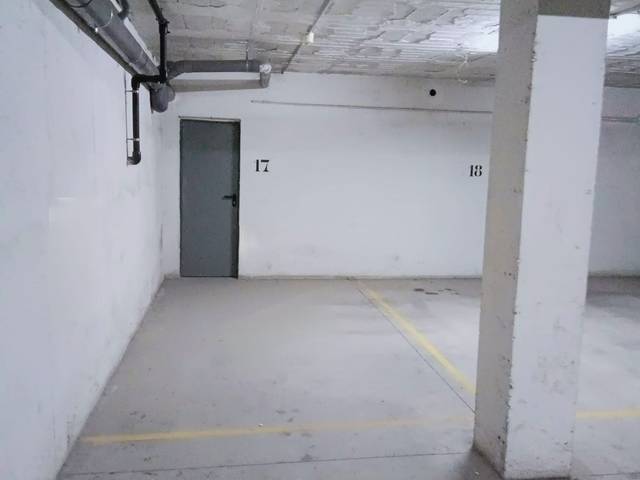 Garaje en Venta en Carrer de Sant Jordi, 18 en Alcover