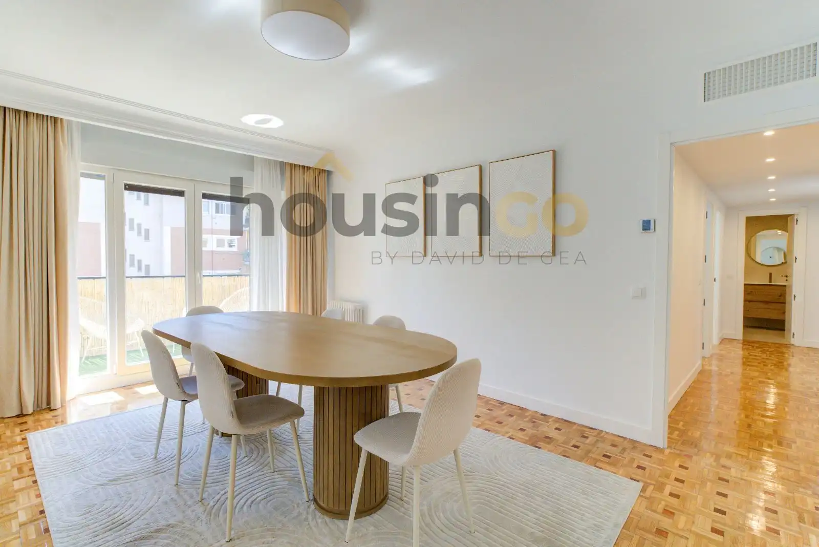 Dining room of Flat for rent in Madrid  with Air Conditioner, Parquet flooring and Terrace